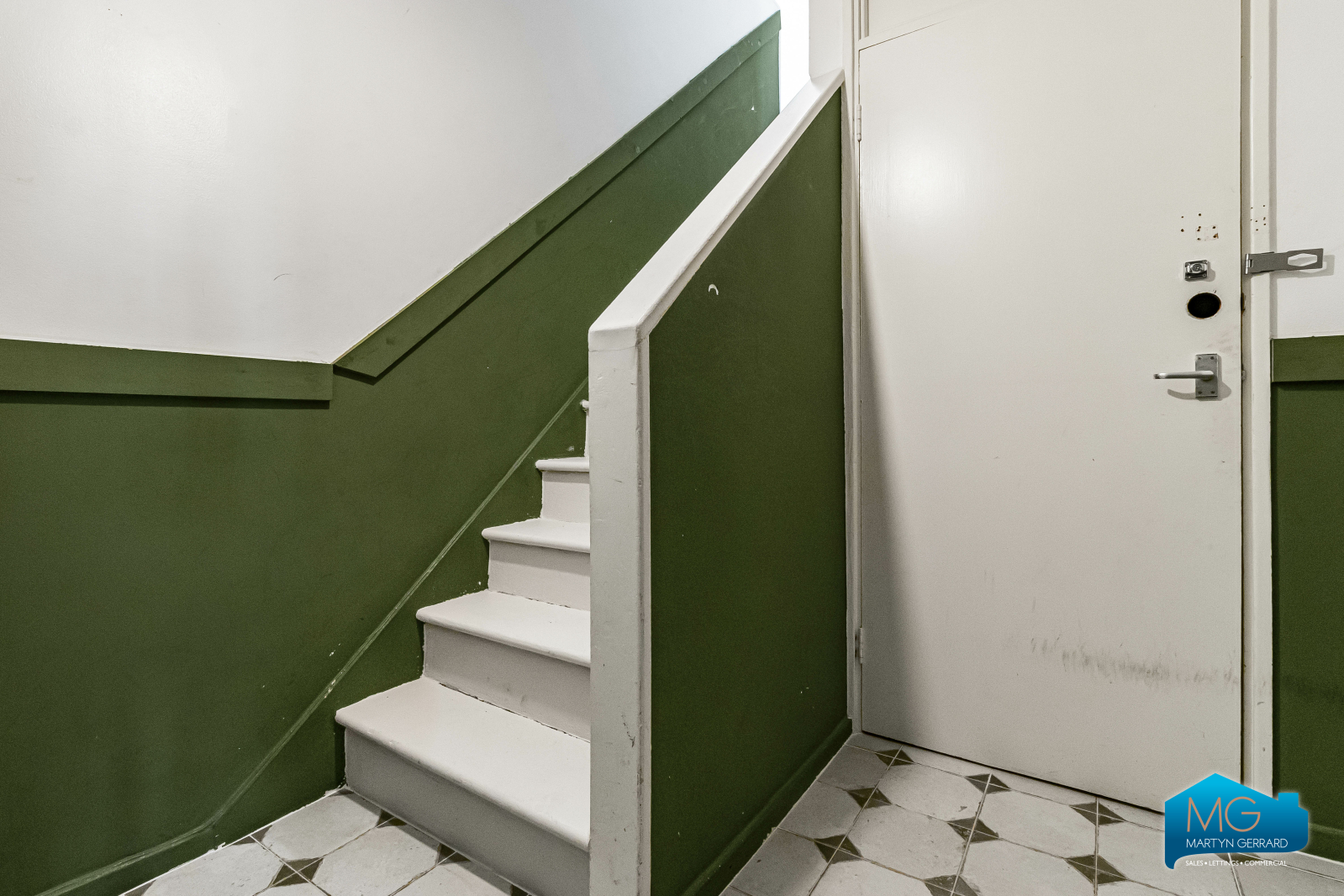 3 bedroom Apartment to rent - Martyn Gerrard