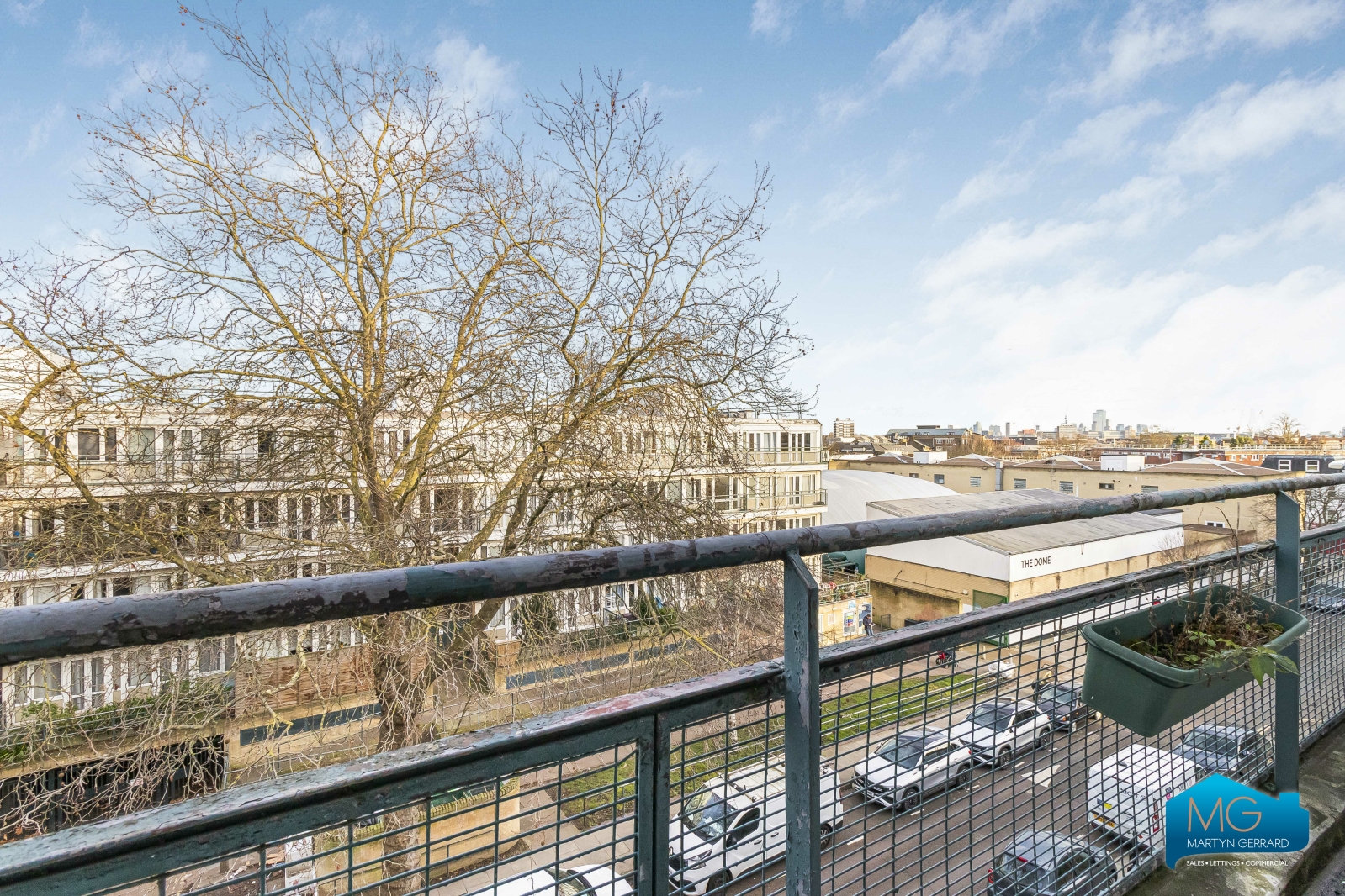 3 bedroom Apartment to rent - Martyn Gerrard