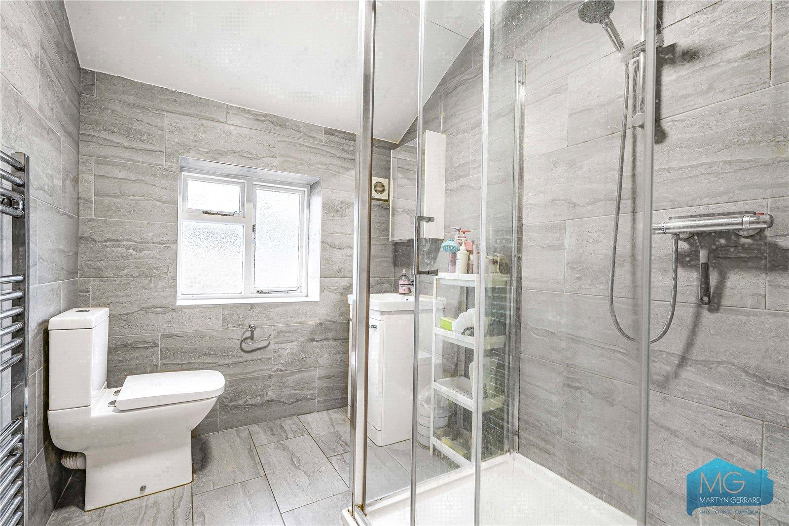 2 bedroom Apartment for sale - Martyn Gerrard