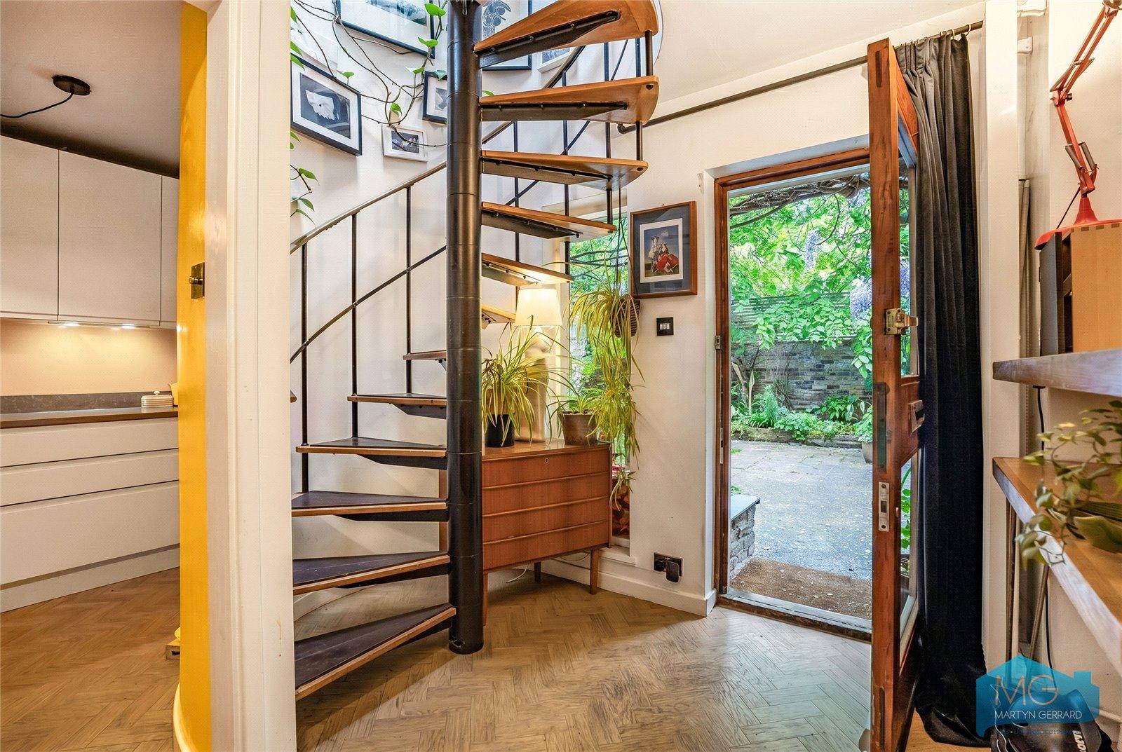 3 bedroom Terraced House for sale - Martyn Gerrard