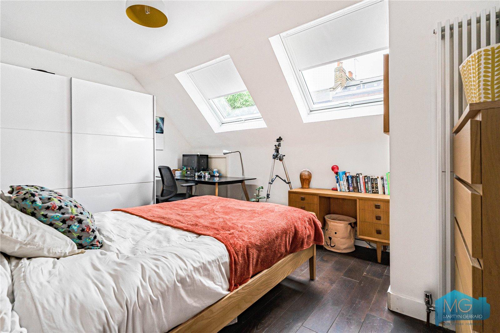3 bedroom Terraced House for sale - Martyn Gerrard