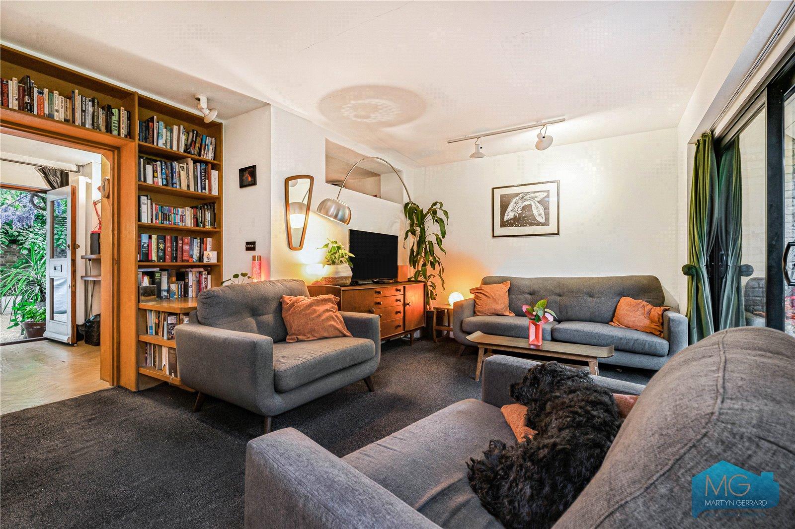 3 bedroom Terraced House for sale - Martyn Gerrard