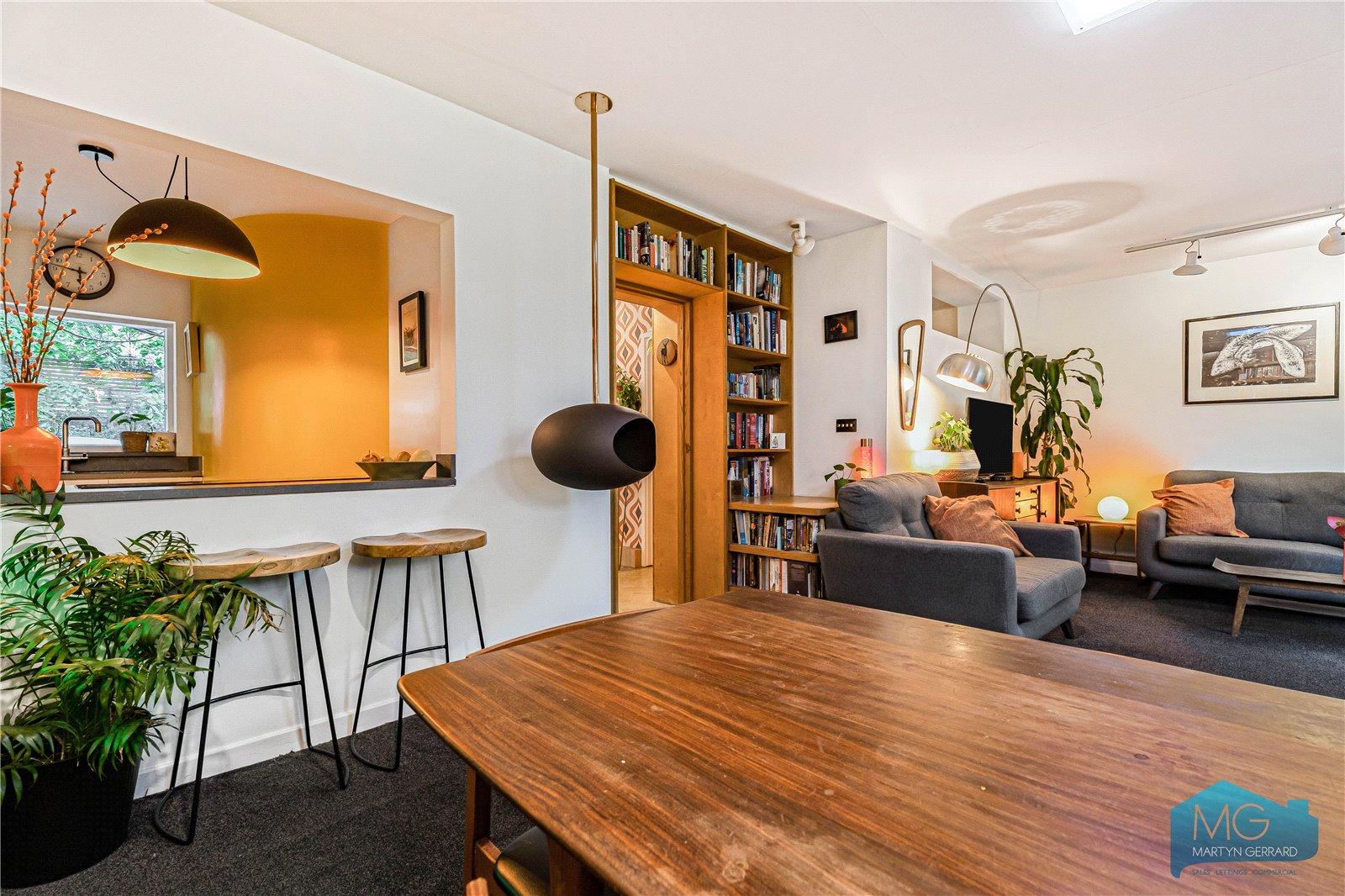 3 bedroom Terraced House for sale - Martyn Gerrard