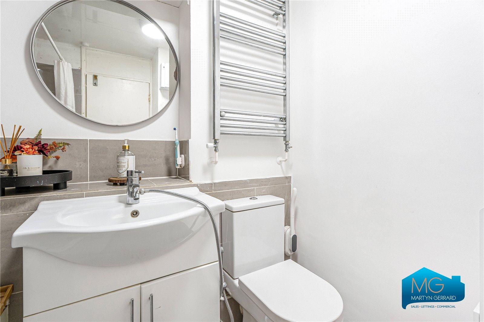 1 bedroom Ground Floor Flat to rent - Martyn Gerrard
