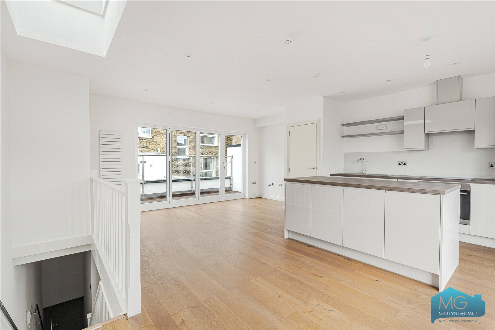 Kentish Town Road, London, NW1+  - Martyn Gerrard