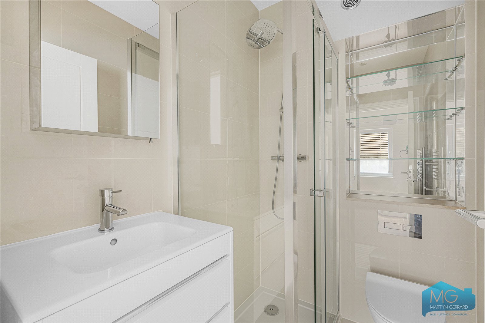 2 bedroom Apartment for sale - Martyn Gerrard