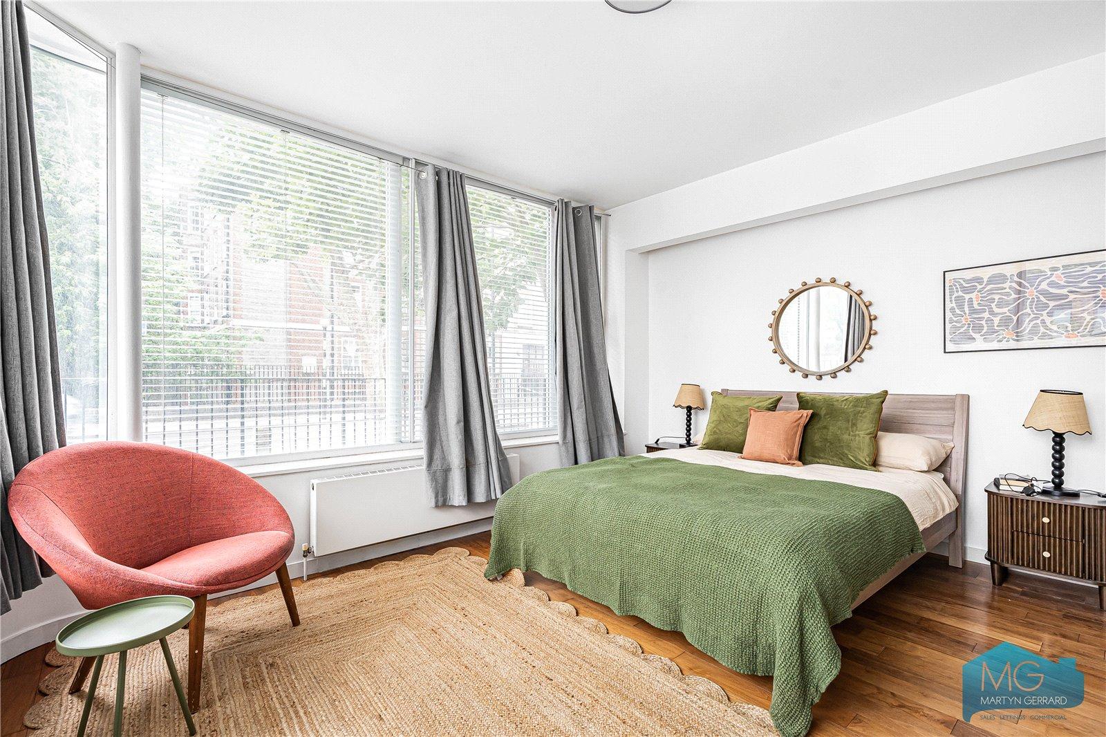 2 bedroom End of Terrace House for sale - Martyn Gerrard