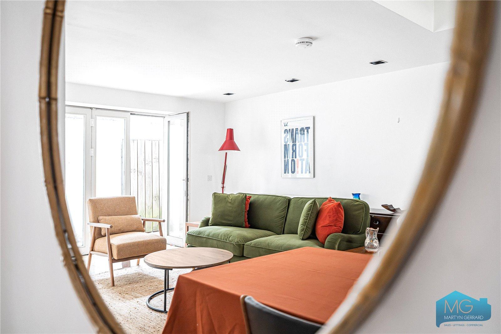 2 bedroom End of Terrace House for sale - Martyn Gerrard