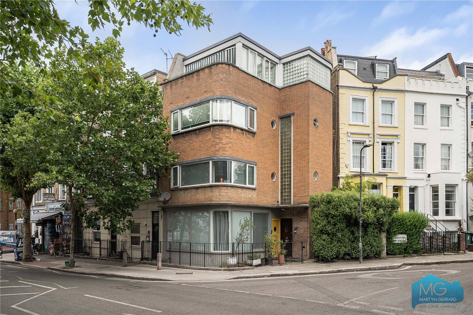 2 bedroom End of Terrace House for sale - Martyn Gerrard