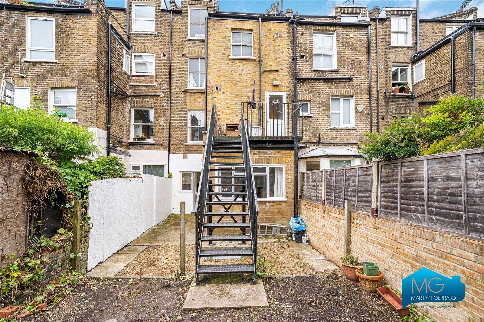 2 bedroom Terraced House to rent - Martyn Gerrard