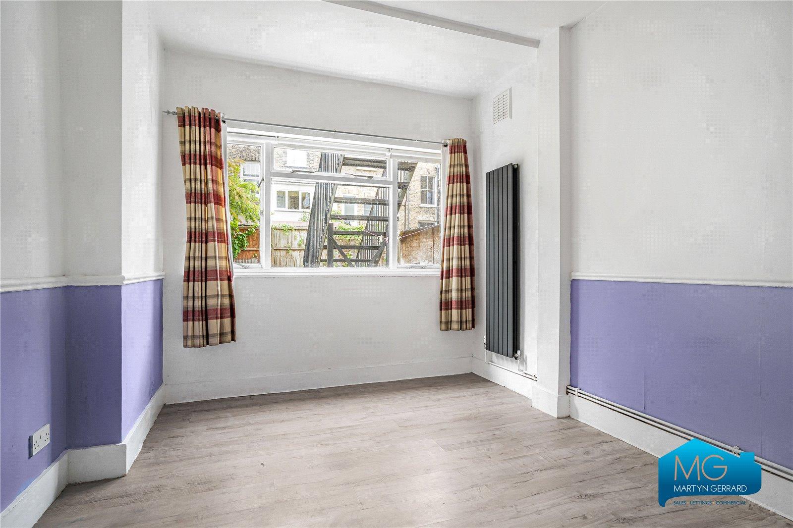 2 bedroom Terraced House to rent - Martyn Gerrard