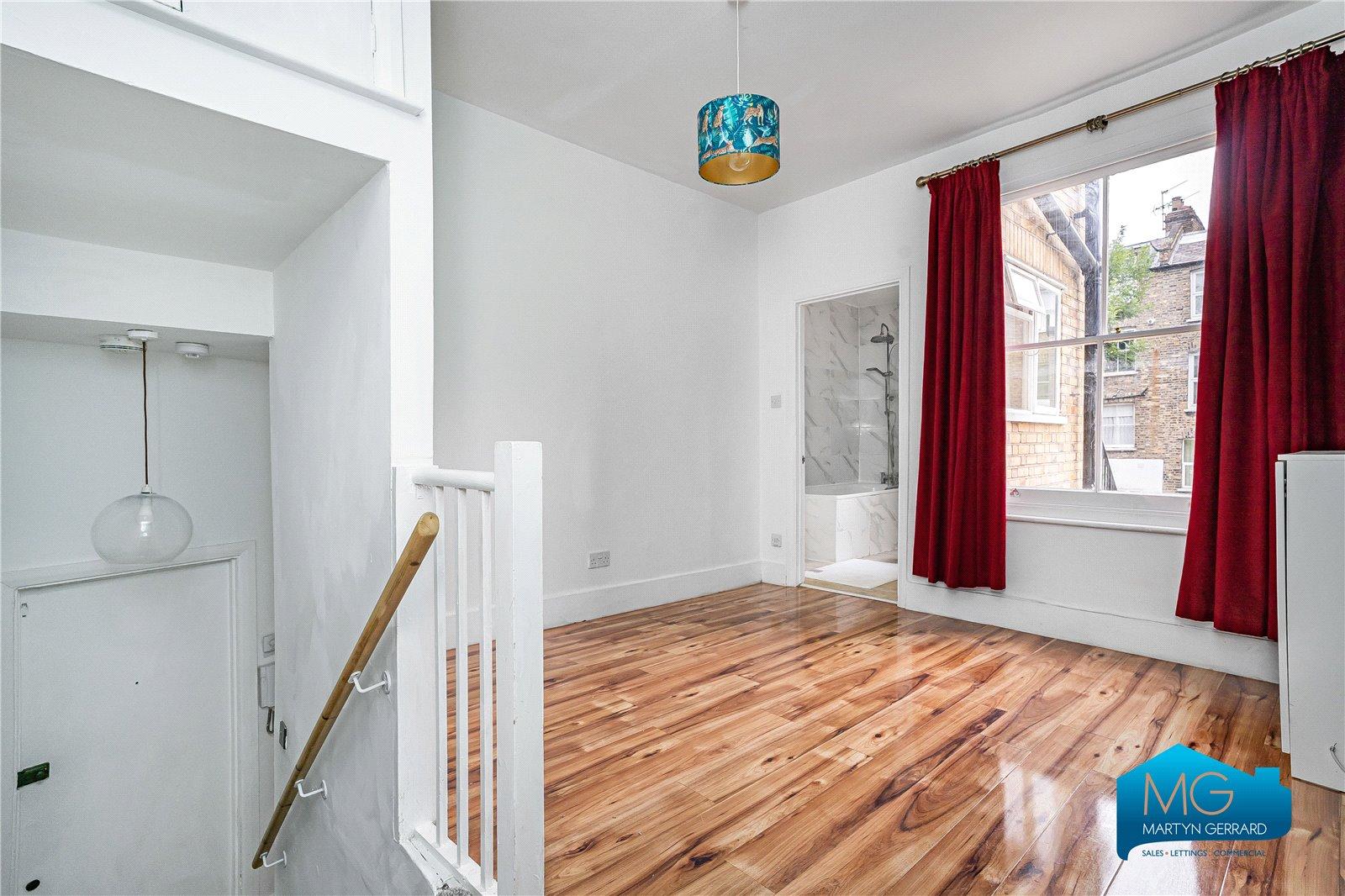 2 bedroom Terraced House to rent - Martyn Gerrard