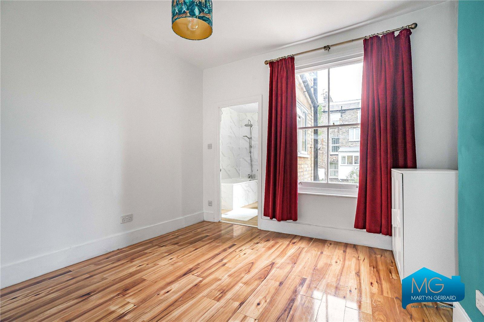 2 bedroom Terraced House to rent - Martyn Gerrard