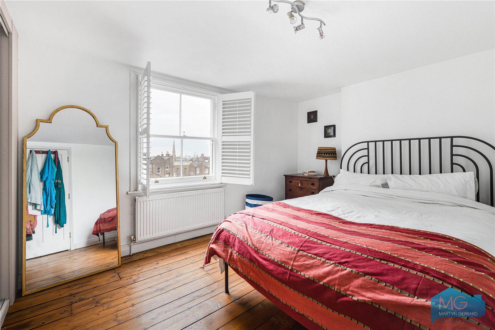 3 bedroom Apartment for sale - Martyn Gerrard