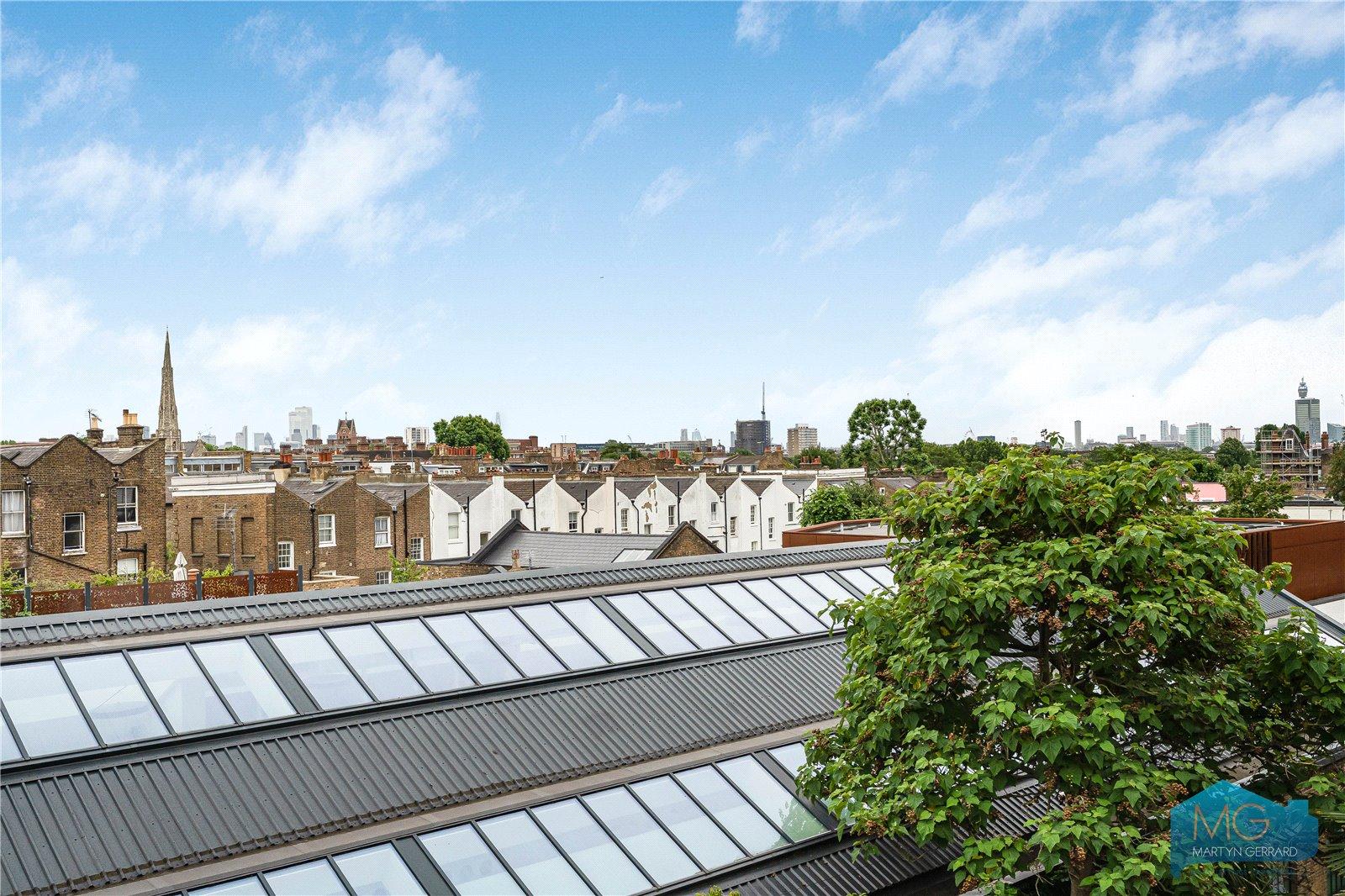 3 bedroom Apartment for sale - Martyn Gerrard