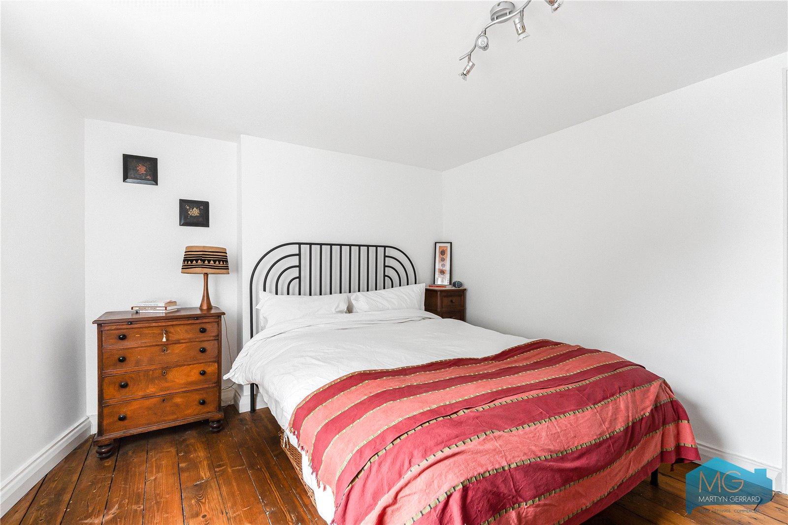 3 bedroom Apartment for sale - Martyn Gerrard