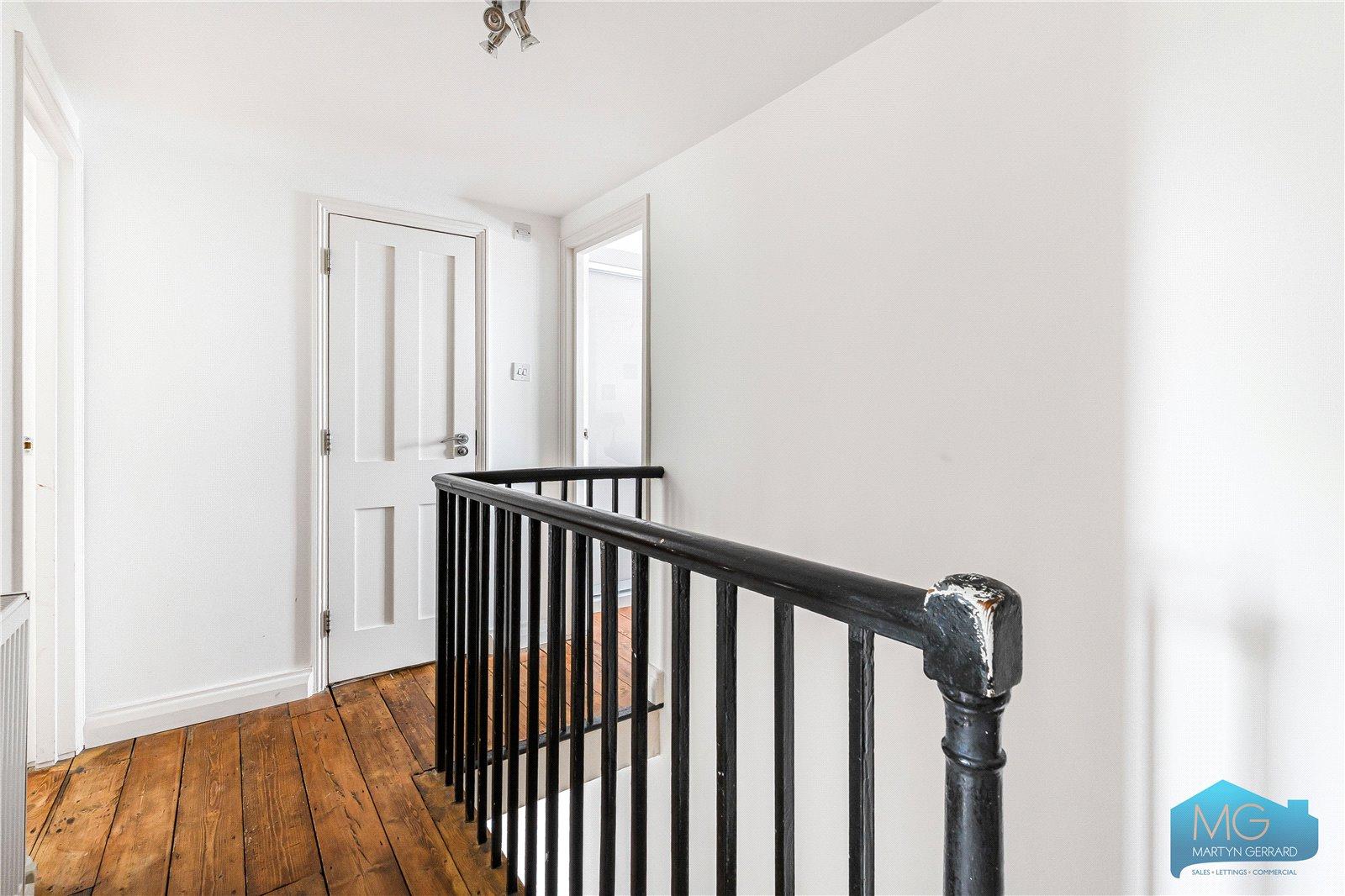 3 bedroom Apartment for sale - Martyn Gerrard