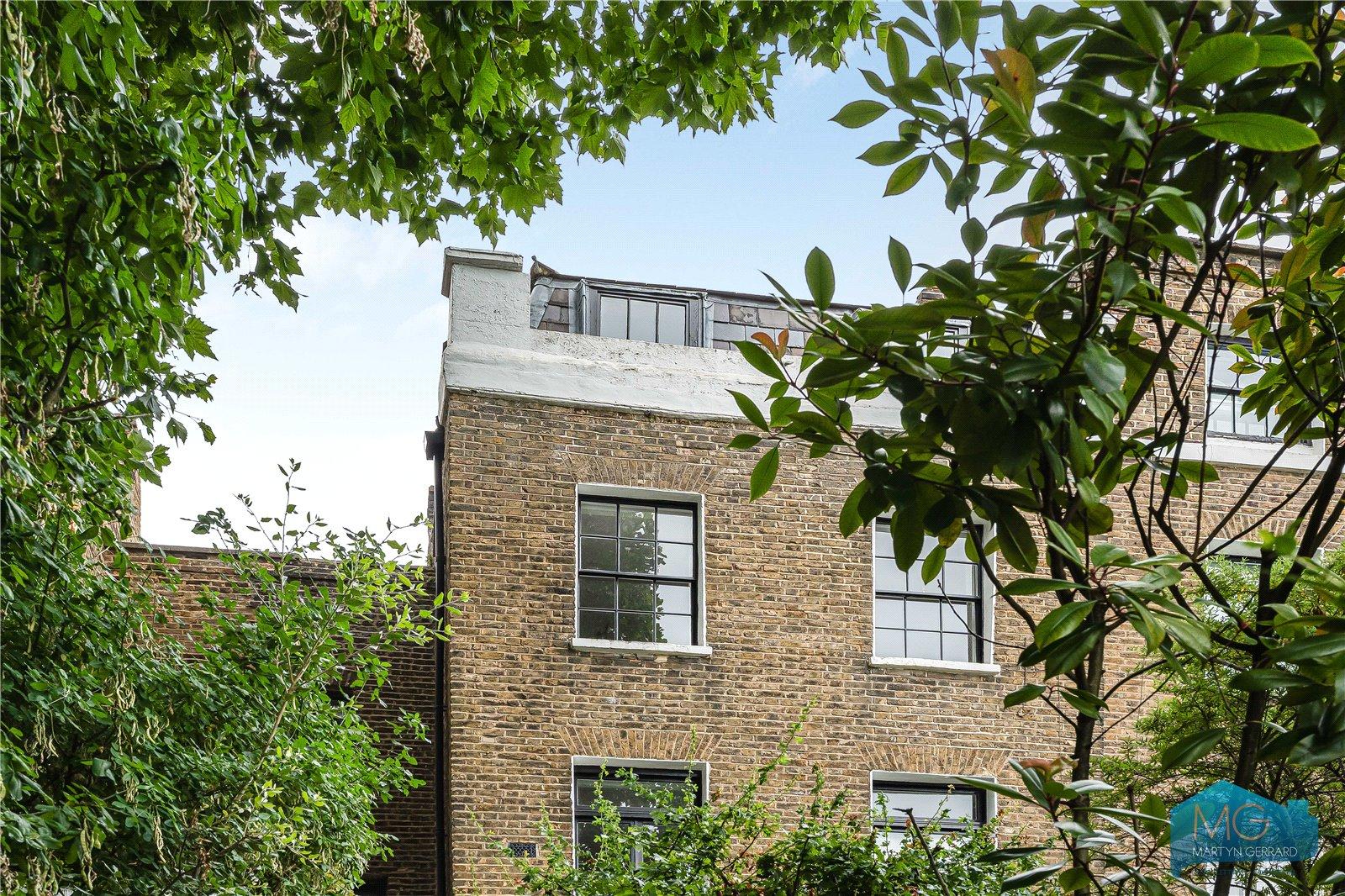 3 bedroom Apartment for sale - Martyn Gerrard