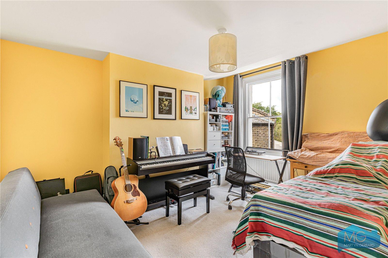 4 bedroom Apartment for sale - Martyn Gerrard