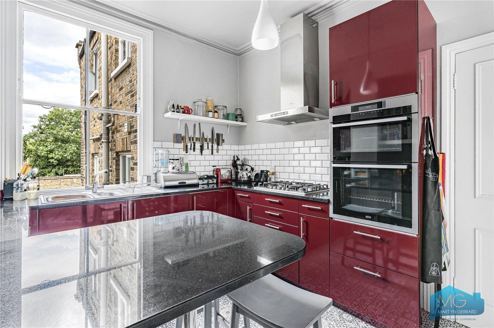 4 bedroom Apartment for sale - Martyn Gerrard