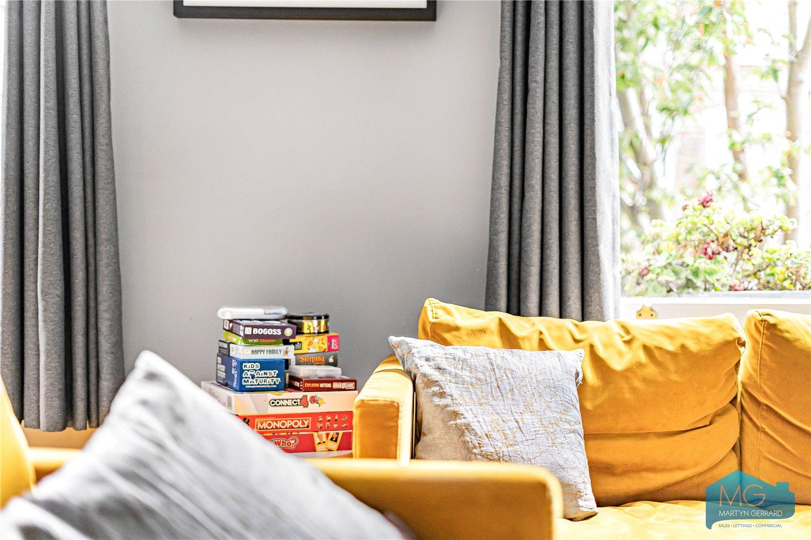4 bedroom Apartment for sale - Martyn Gerrard