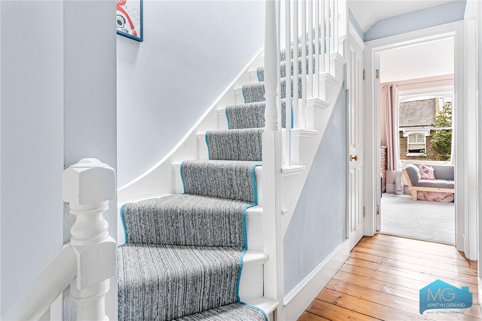 4 bedroom Apartment for sale - Martyn Gerrard