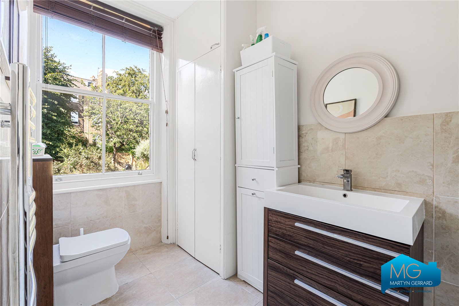 1 bedroom Apartment to rent - Martyn Gerrard
