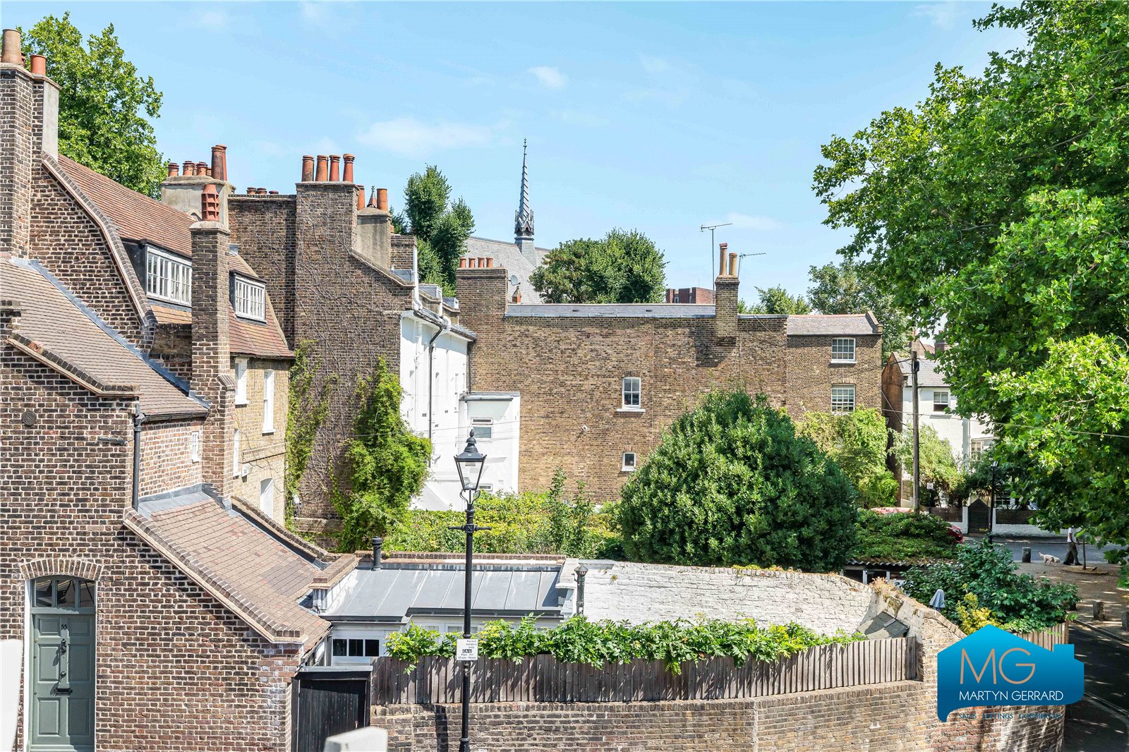 2 bedroom Terraced House to rent - Martyn Gerrard