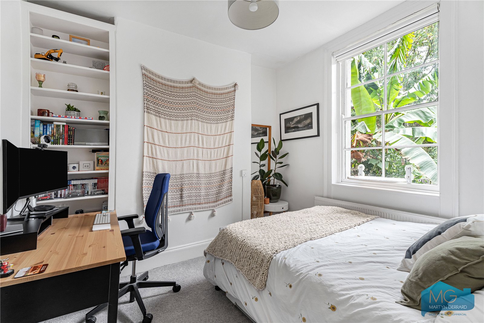 2 bedroom Apartment for sale - Martyn Gerrard