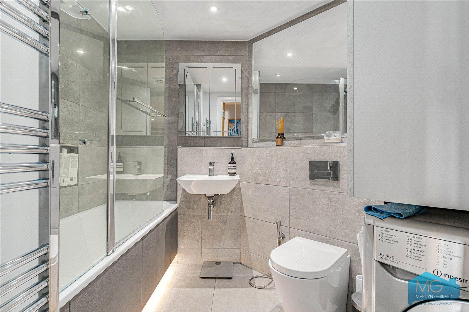 1 bedroom Apartment for sale - Martyn Gerrard