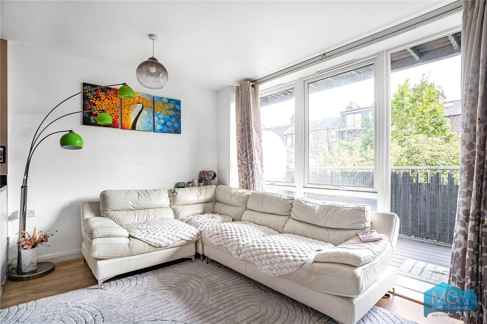 1 bedroom Apartment for sale - Martyn Gerrard