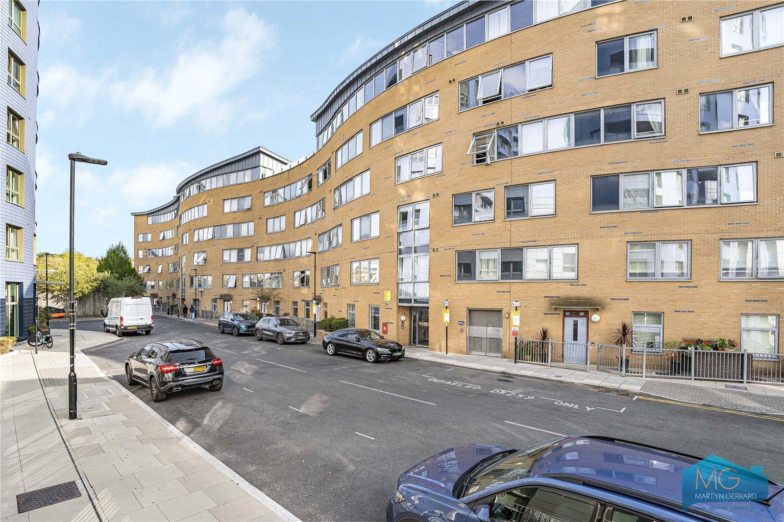1 bedroom Apartment for sale - Martyn Gerrard