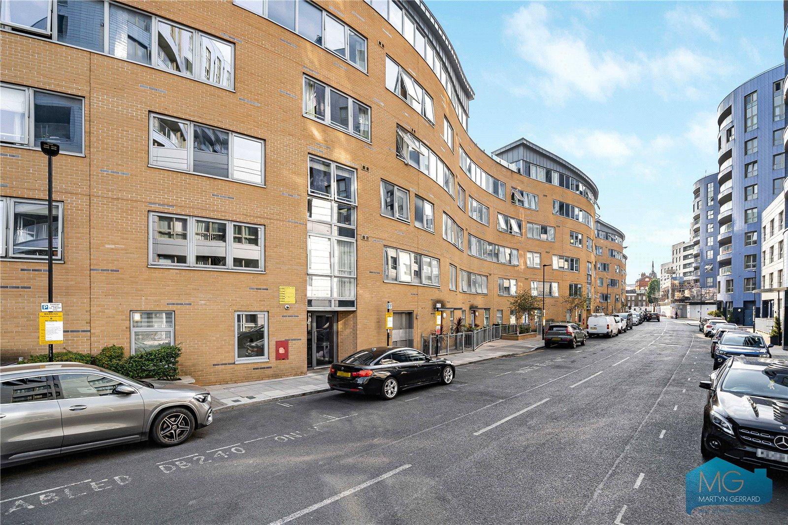 1 bedroom Apartment for sale - Martyn Gerrard