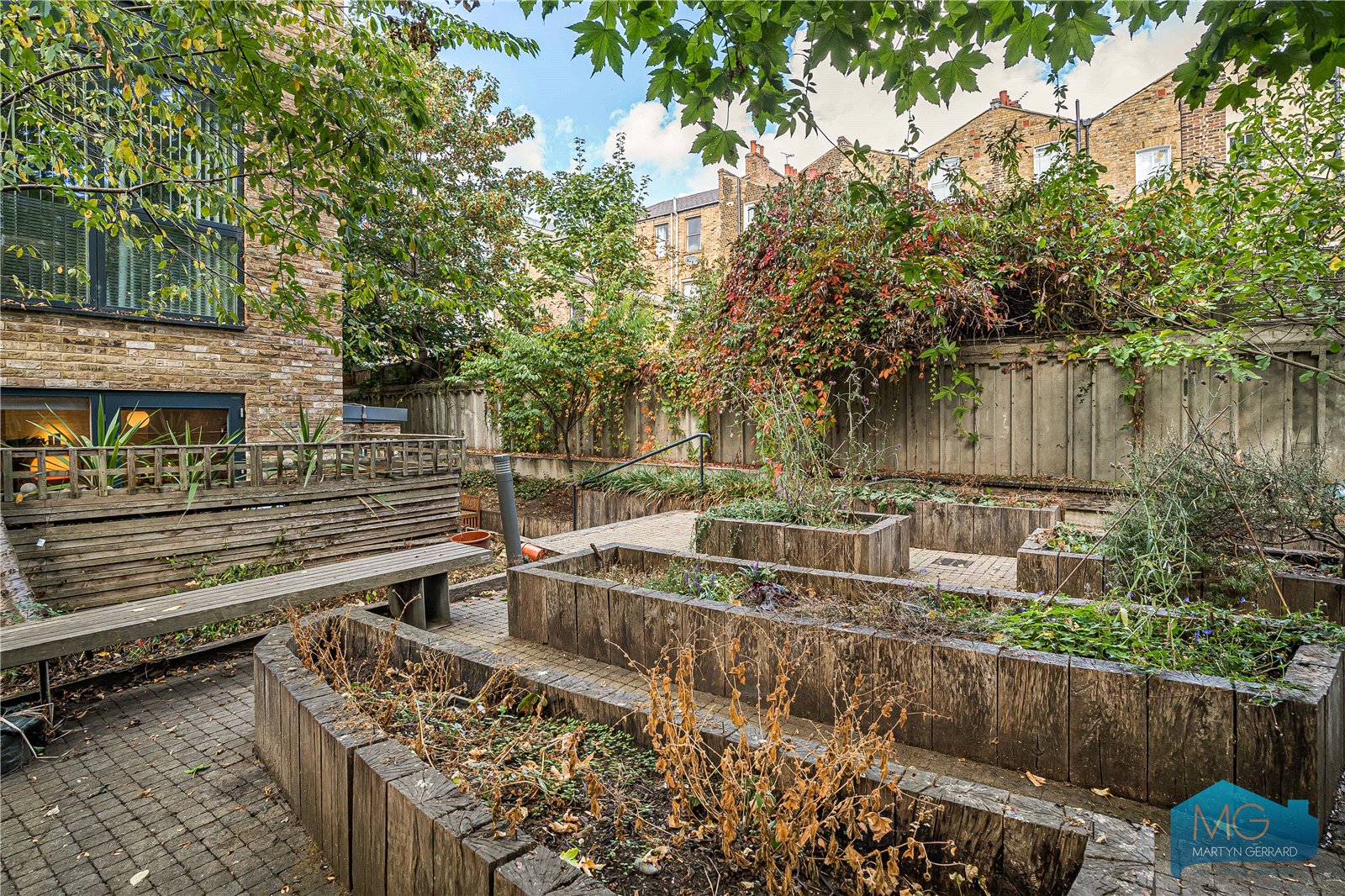1 bedroom Apartment for sale - Martyn Gerrard