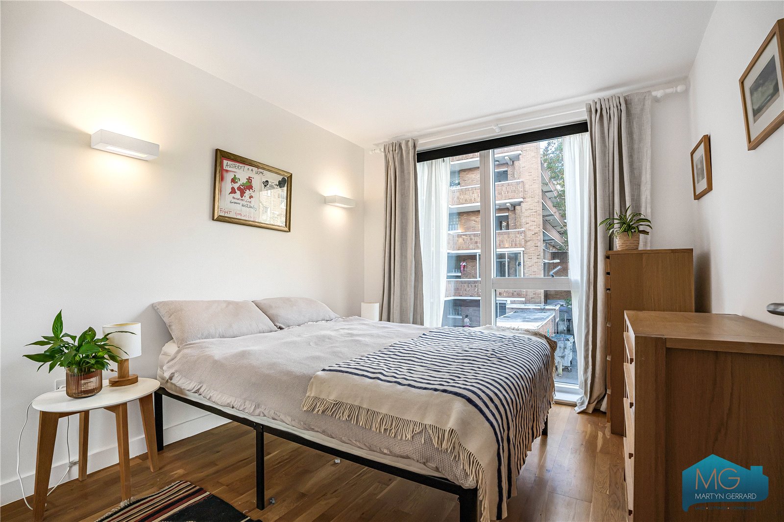 1 bedroom Apartment for sale - Martyn Gerrard