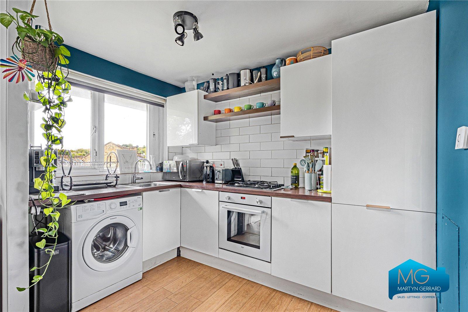 1 bedroom Apartment to rent - Martyn Gerrard