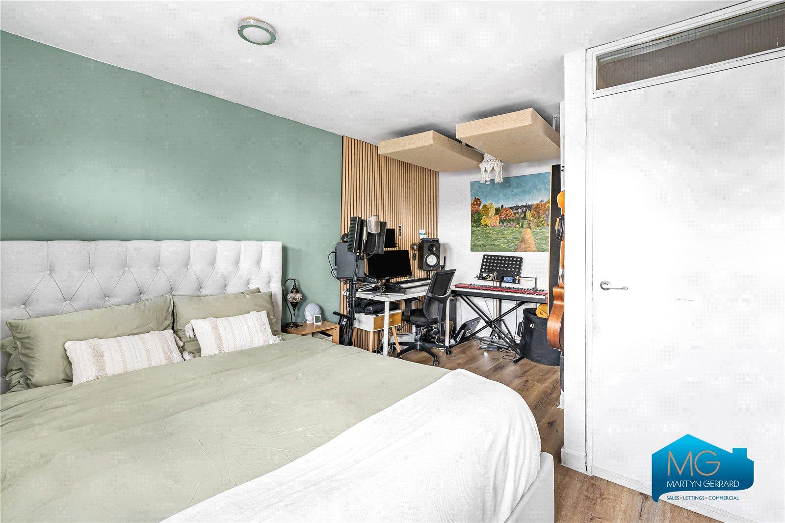 1 bedroom Apartment to rent - Martyn Gerrard