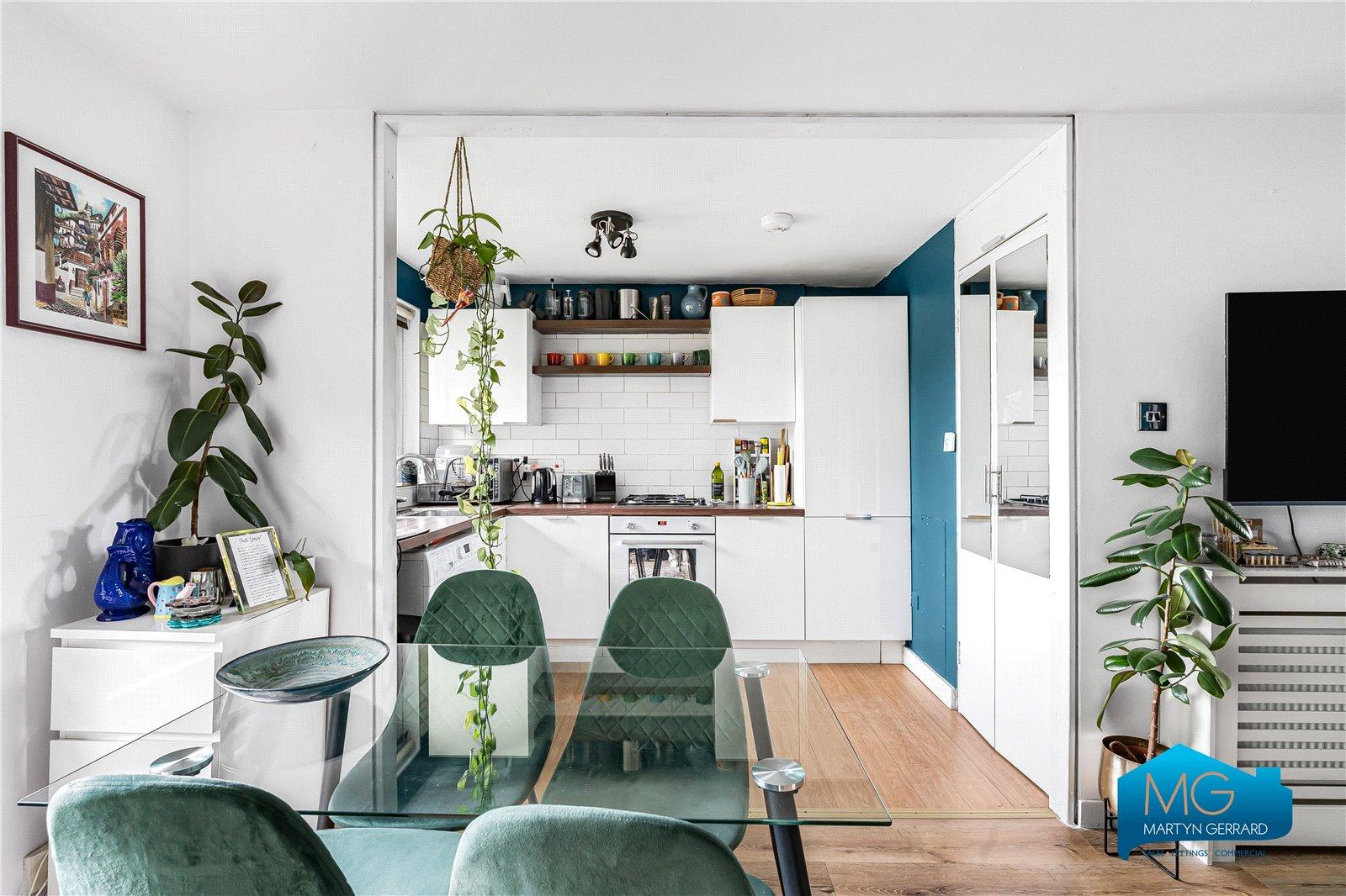 1 bedroom Apartment to rent - Martyn Gerrard