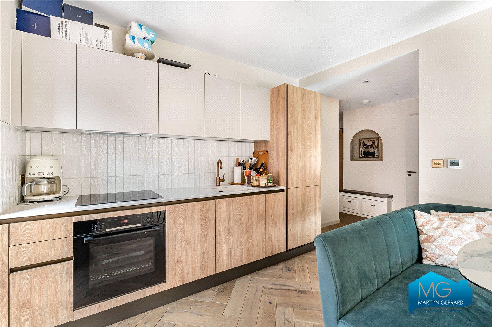 1 bedroom Apartment to rent - Martyn Gerrard