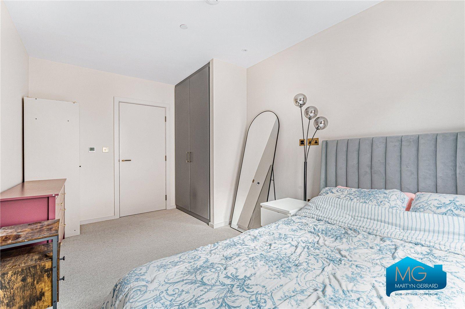 1 bedroom Apartment to rent - Martyn Gerrard