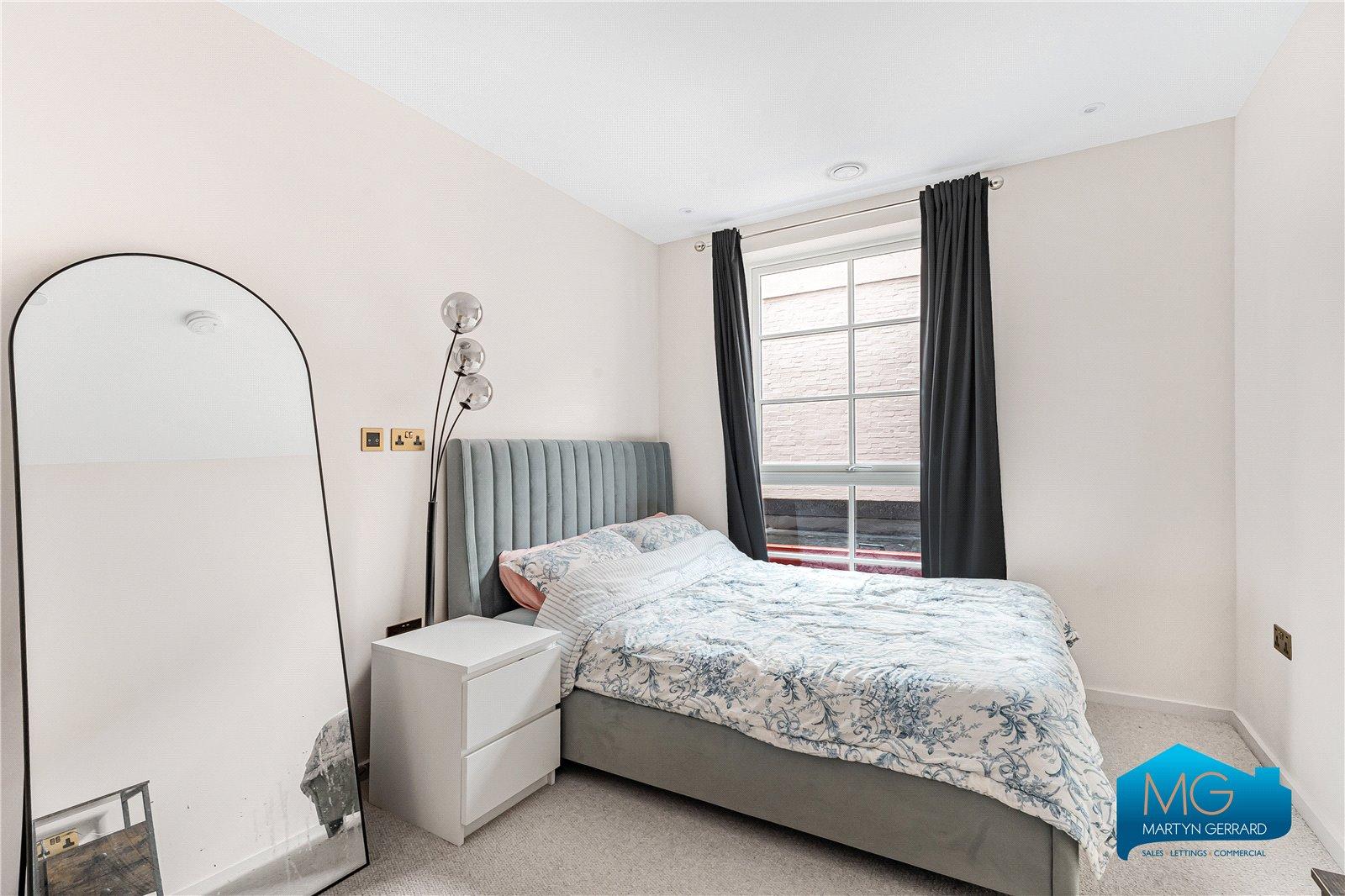 1 bedroom Apartment to rent - Martyn Gerrard