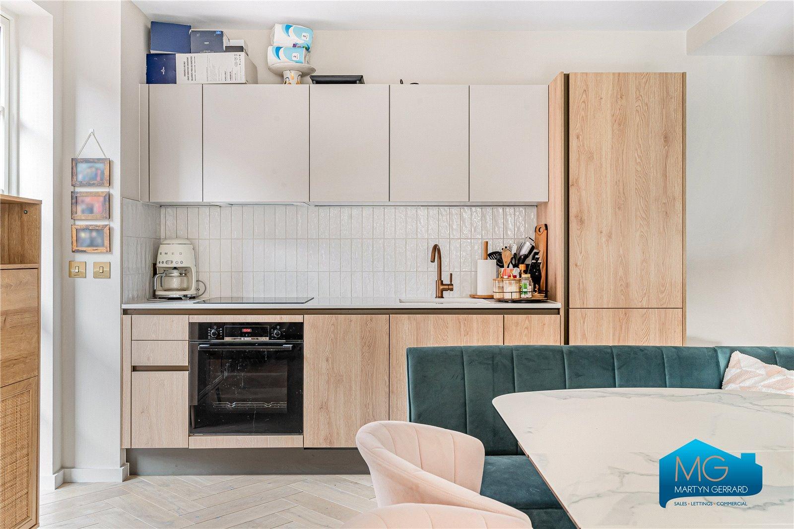 1 bedroom Apartment to rent - Martyn Gerrard
