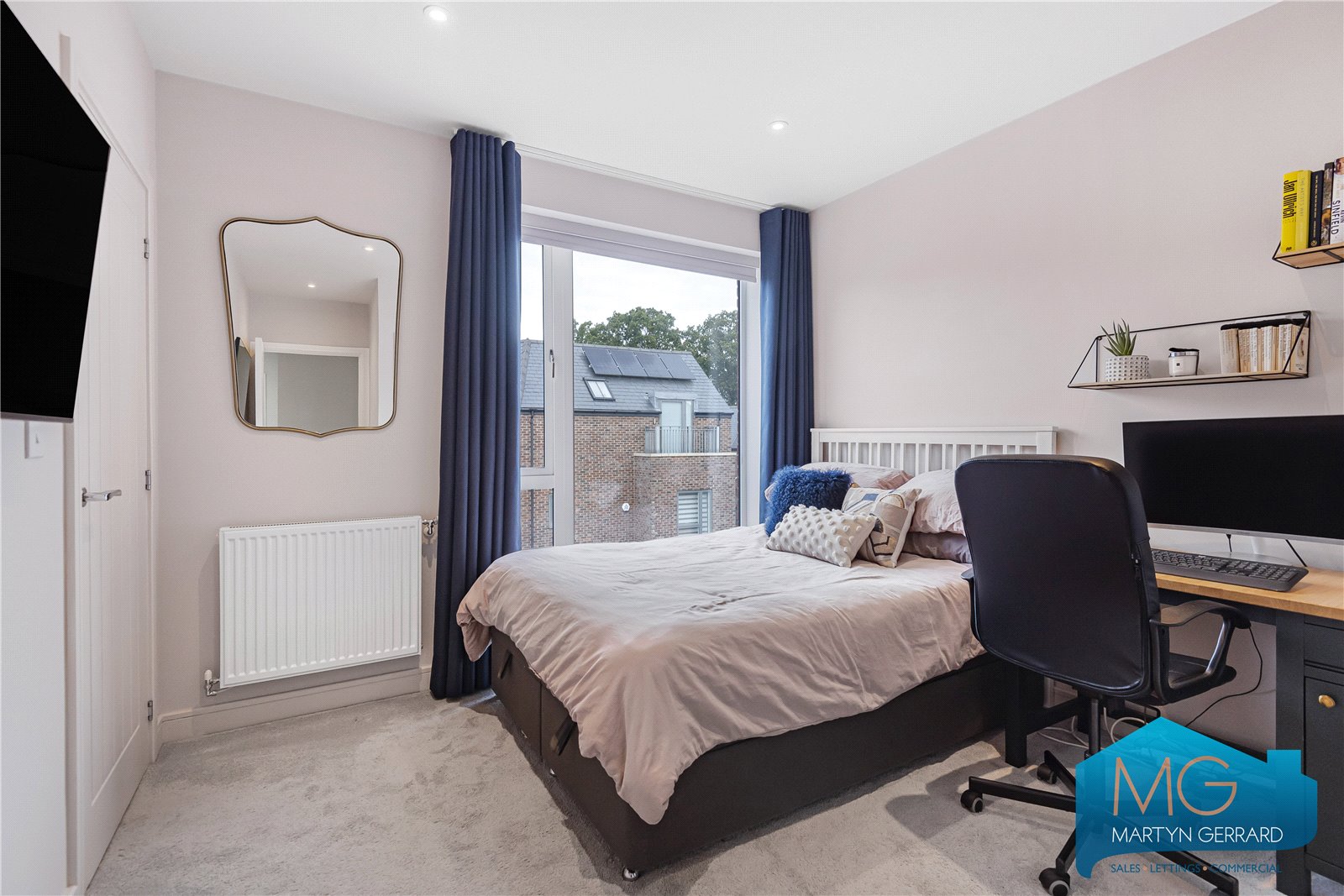 4 bedroom Link Detached House for sale - Martyn Gerrard