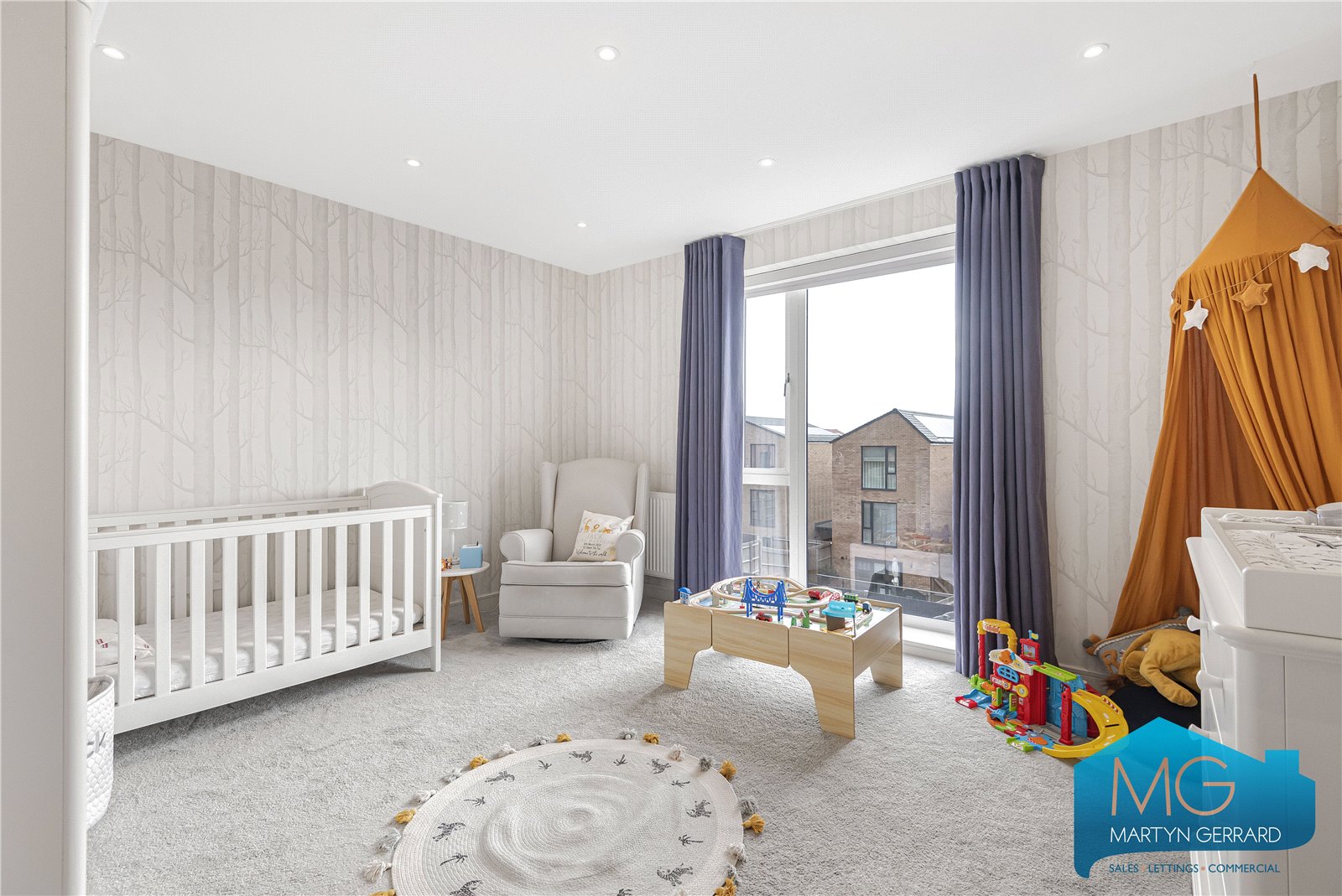 4 bedroom Link Detached House for sale - Martyn Gerrard