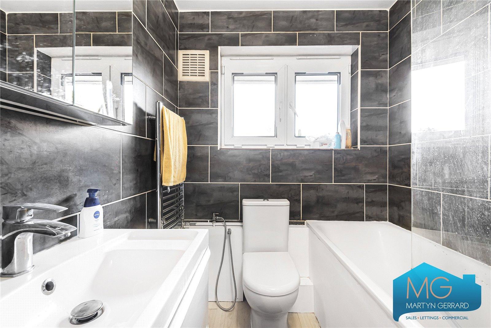1 bedroom Ground Floor Flat for sale - Martyn Gerrard