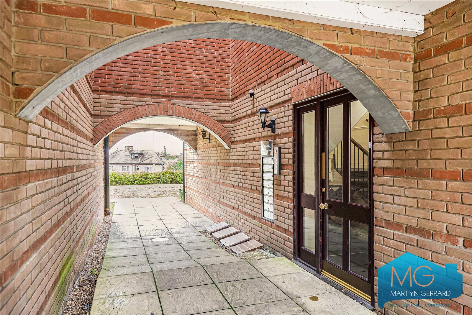 2 bedroom Apartment for sale - Martyn Gerrard