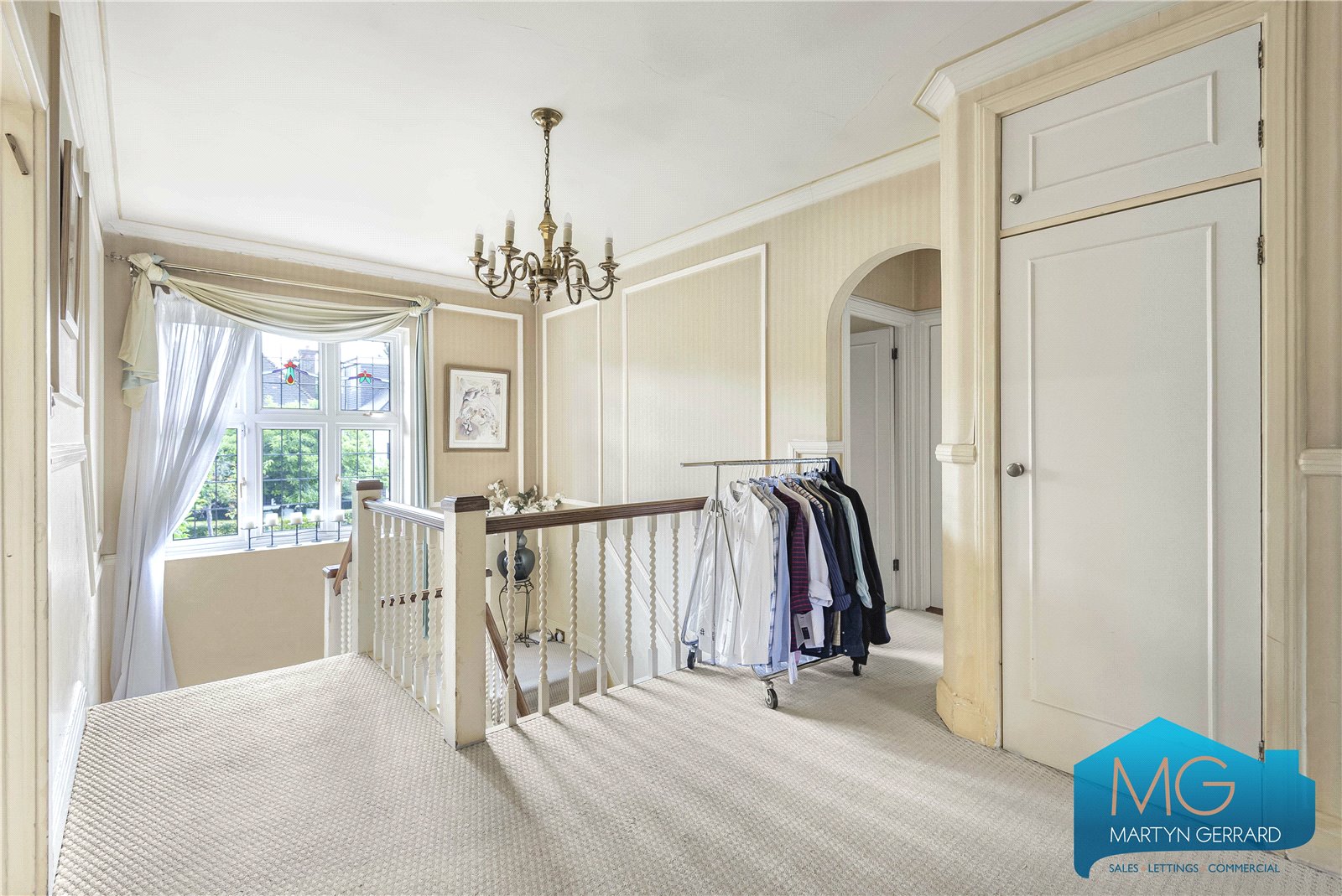 5 bedroom Detached House for sale - Martyn Gerrard