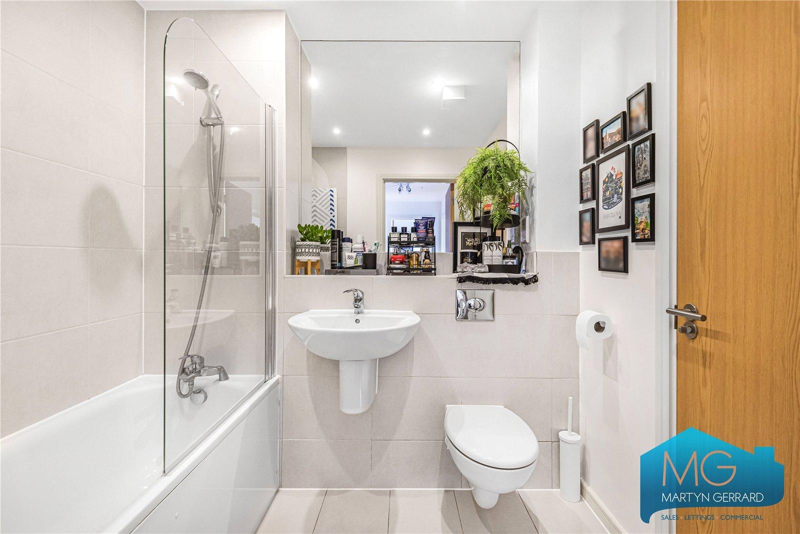 1 bedroom Apartment for sale - Martyn Gerrard