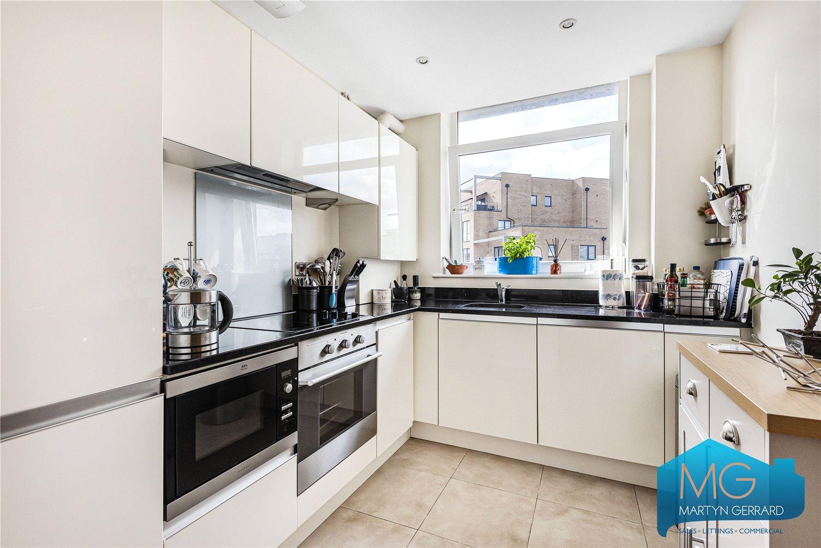 1 bedroom Apartment for sale - Martyn Gerrard