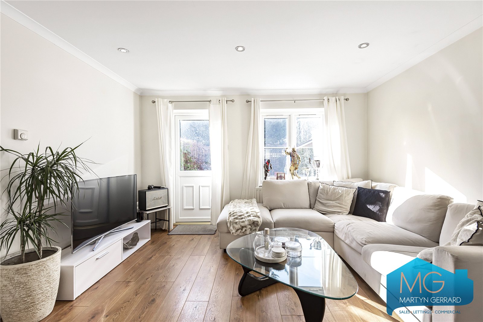 2 bedroom Semi-Detached House for sale - Martyn Gerrard